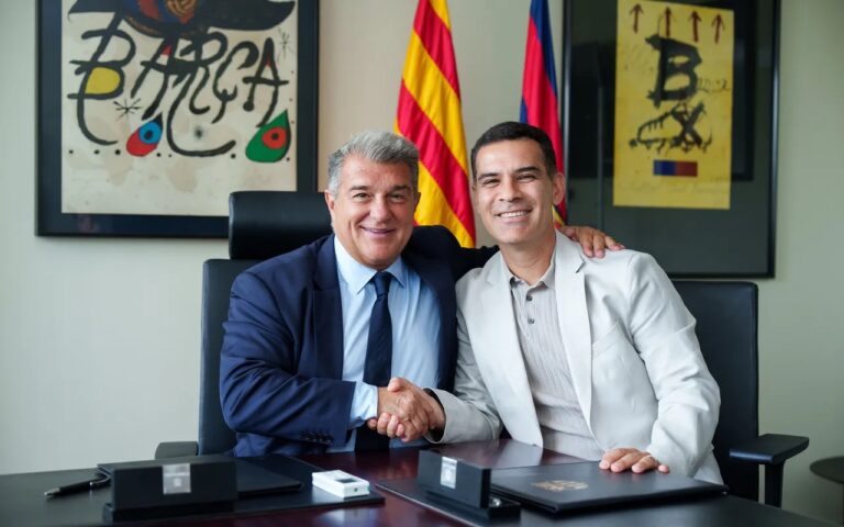 Rafa Márquez renovado