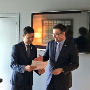 ¿El Ajuntament hace campaña en las elecciones del FC Barcelona?